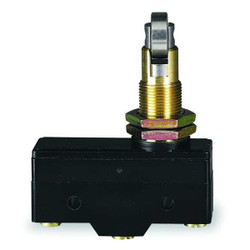 Omron Snap Action Switch, Plunger, 1NO/1NC Z-15GQ21-B7-K