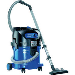 Nilfisk Attix 30 Wet/Dry Vacuum 8 Gallon Cap.