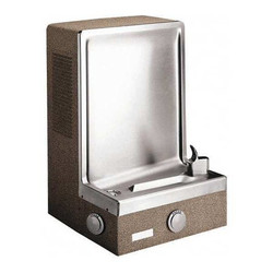 Oasis Single Drinkng Ftn,H 26 1/2in,D 18 1/2in PLF8SKTP