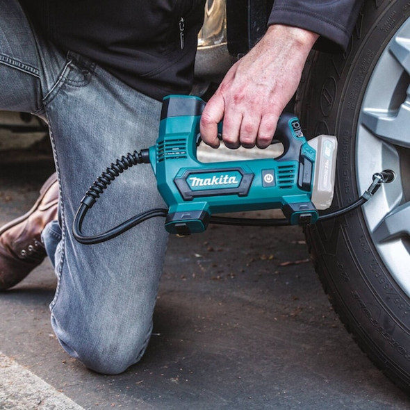 Makita Inflator, 120 psi, 12V DC, 25-1-2" Hose MP100DZ