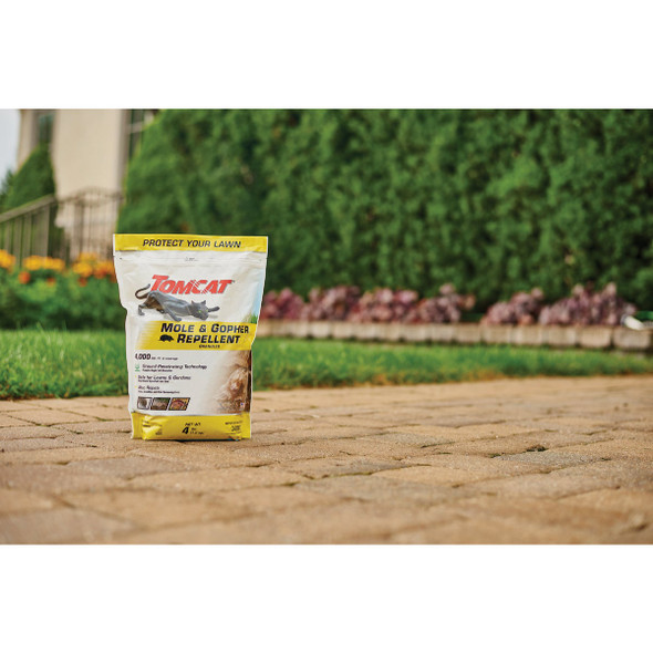 TOMCAT 4 Lb. Mole & Gopher Repellent Granules