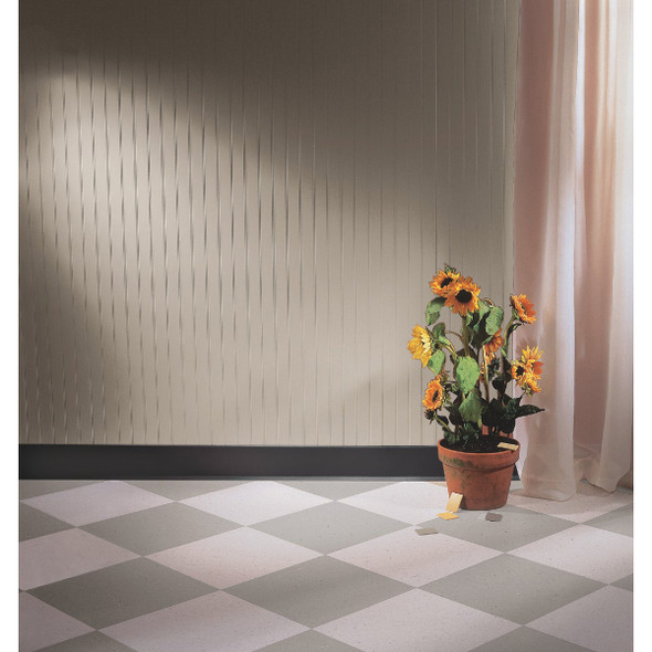 Roppe 4 In. x 4 Ft. Black Vinyl Dryback Wall Cove Base H1640C51P100 Pack of 16 263257