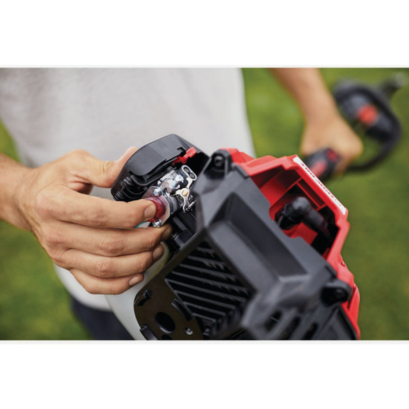 Troy-Bilt TB252S 25cc 2-Cycle 17 In. Straight Shaft Gas Trimmer