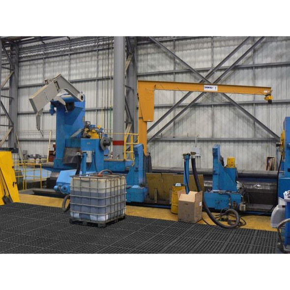 Notrax Interlocking Drainage Mat Tile, 3/4 in Thickness, 3 ft L, Black 850S0033BL