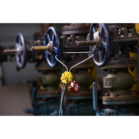 Padlock, Keyed Different, Nylon, Red, 1 1/2 in Shackle Height, 1 1/2 in Body Width, 48 No. of Keys