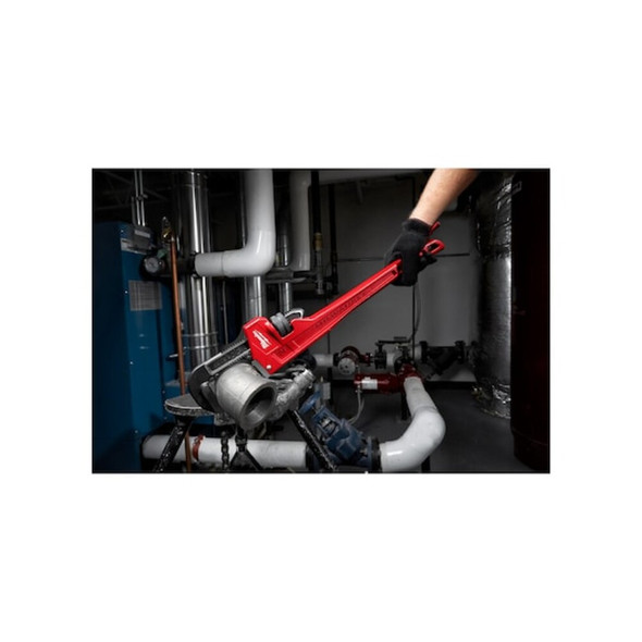 Milwaukee Tool 24 in L 3 in Cap. Cast Iron Straight Pipe Wrench 48-22-7124