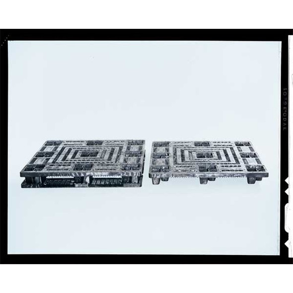 Recycled High Density Polyethylene Pallet, 48 in L, 48 in W, 5 7/8 in H, 4,000 lb Dynamic