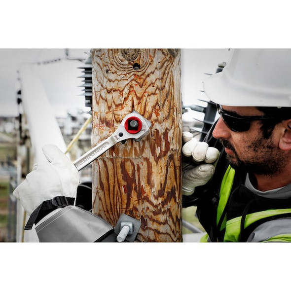 Milwaukee Tool Lineman's 5in1 Ratcheting Wrench with Milled Strike Face 48-22-9216M