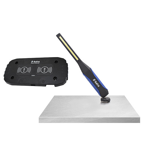 900 Lumen Wirelessly Recharge LED Slim Light w/ Top Flashlight &USB-C Dual Wireless Quick Charge Pad 90SLC