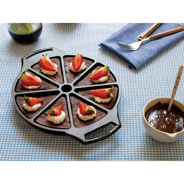 Lodge Wedge Cast Iron Cornbread Pan BW8WP 615966