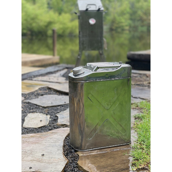 Bayou Classic 20 Qt. Stainless Steel Cooking Oil Can 700-620 816705