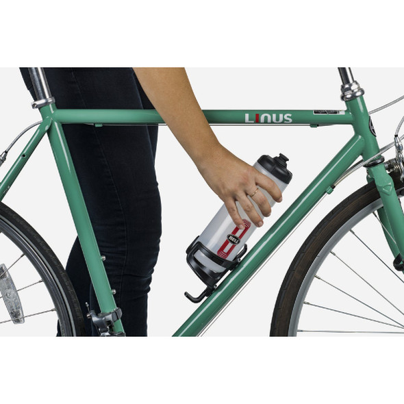 Bell Sports Quencher 250 26 Oz. Plastic Water Bottle & Cage