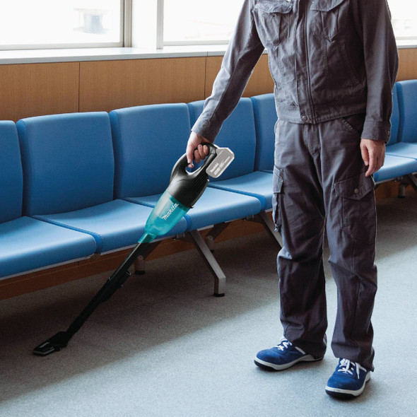 Makita 18V LXT Cordless Bagless Compact Stick Vacuum Cleaner, Black (Tool Only) XLC02ZB 378850