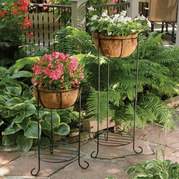 American Gardenworks 24 In. H. Black Powder Coated Steel Plant Stand