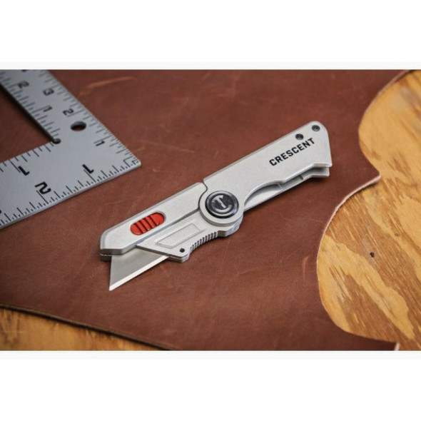 Crescent Compact Folding Utility Knife CTKCF 326522