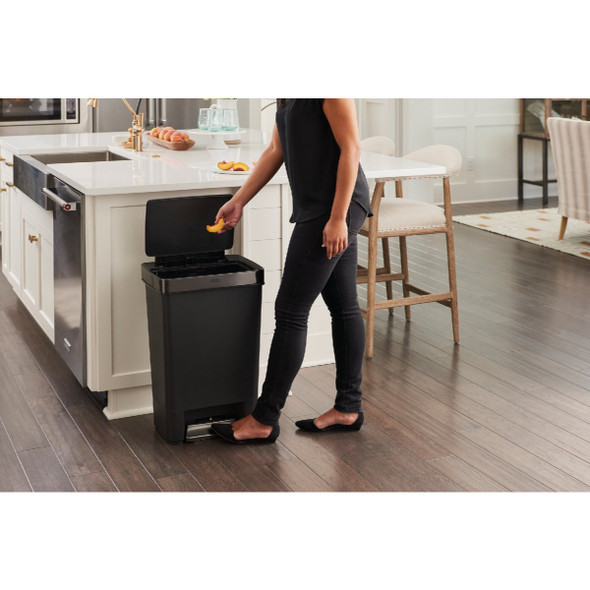 Rubbermaid 13 Gal. Premier Series IV Step-On Trash Can with Stainless Steel Lid Rubbermaid 13 Gal. Premier Series IV Step-On Trash Can with Stainless Steel Lid