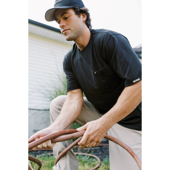 Berne Performance Men's XL Black Short Sleeve Pocket T-Shirt