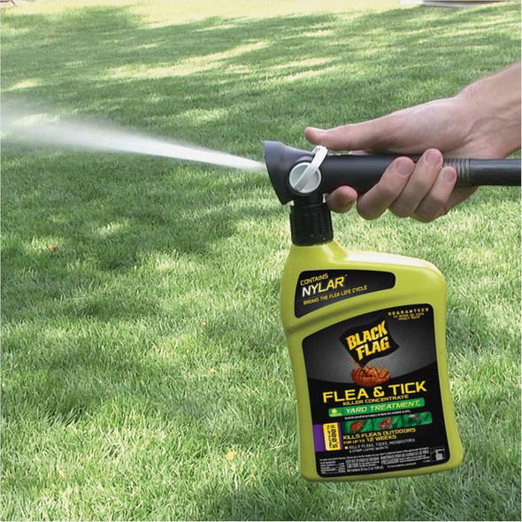 Black Flag 32 Oz. Ready To Spray Flea & Tick Killer Yard Treatment2 HG-11108 731586