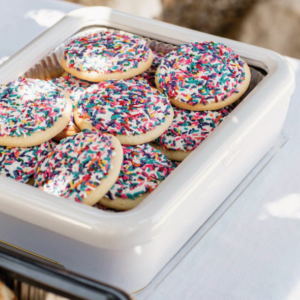 Fancy Panz Classic White Baking Carrier with Foil Pan and Serving Spoon