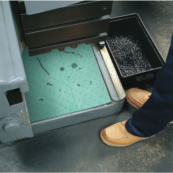 Sorbent Pad, 26 gal, 15 in x 19 in, Universal, Green, 100 PK  GNPF100H-BX