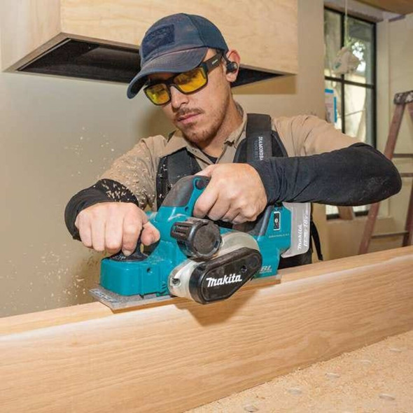 Makita Cordless Planer,18V LXT Battery Platform XPK02Z