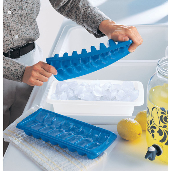 Rubbermaid Servin' Saver Ice Cube Storage Bin FG2862RDWHT 611332