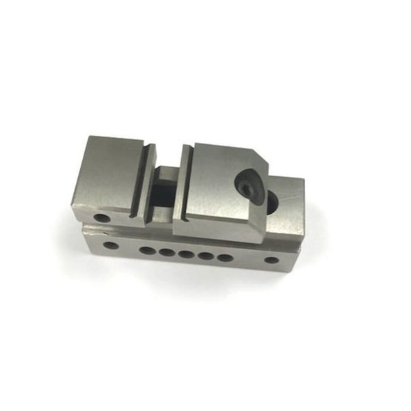Hhip 1" Precision Parallel Screwless Vise With Step Jaws 3900-0124