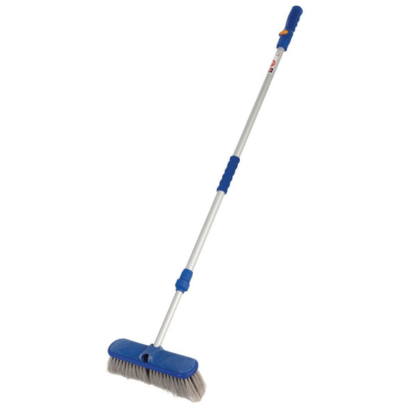 59072 Ettore Extend-A-Flo 6 Ft. Flow-Thru Wash Brush