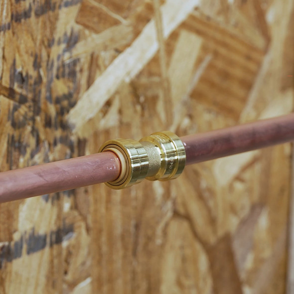 QuickFitting 3-8 In. x 1-2 In. Push-to-Connect Brass Reducing Coupling LF8401R 483892