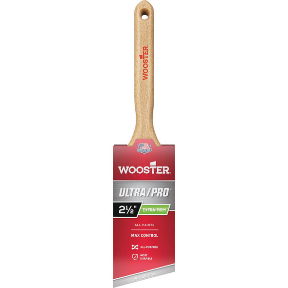 Wooster Ultra/Pro Extra-Firm 2-1/2 In. Angle Sash Paint Brush 4153-2 1/2