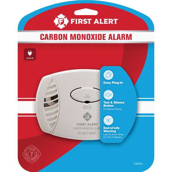 First Alert CO600 Plug-In Electrochemical 120V Carbon Monoxide Alarm 1039730