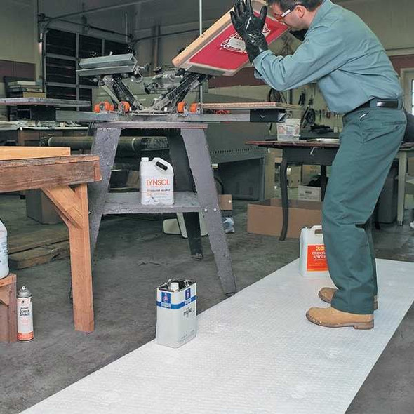 Pig Sorbent Roll, 40 gal, 30 in x 150 ft, Oil, White, Polypropylene MAT401