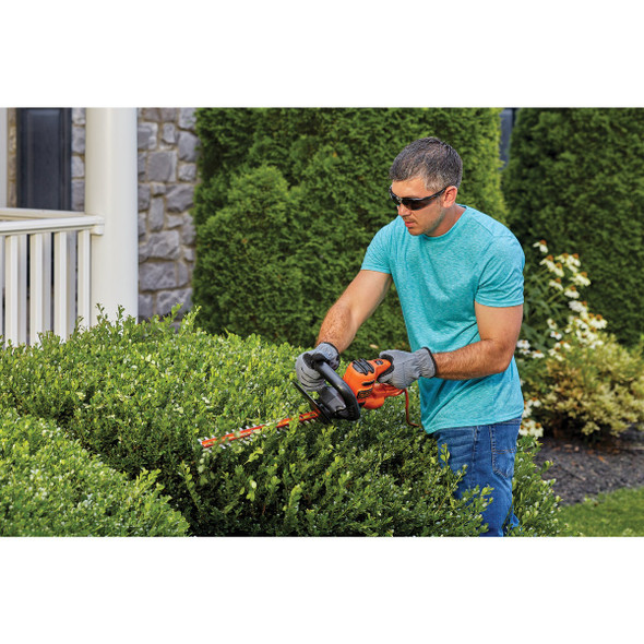 Black & Decker 16 In. 3A Corded Electric Hedge Trimmer BEHT100 732338