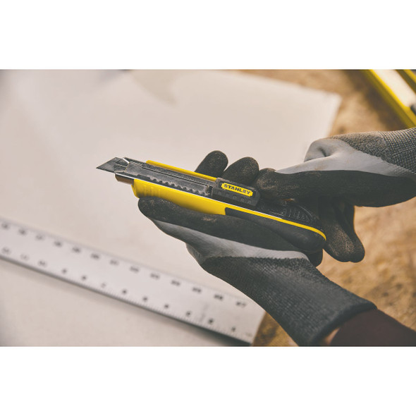 Stanley FatMax 18mm 7-Point Snap-Off Knife 10-481 349484