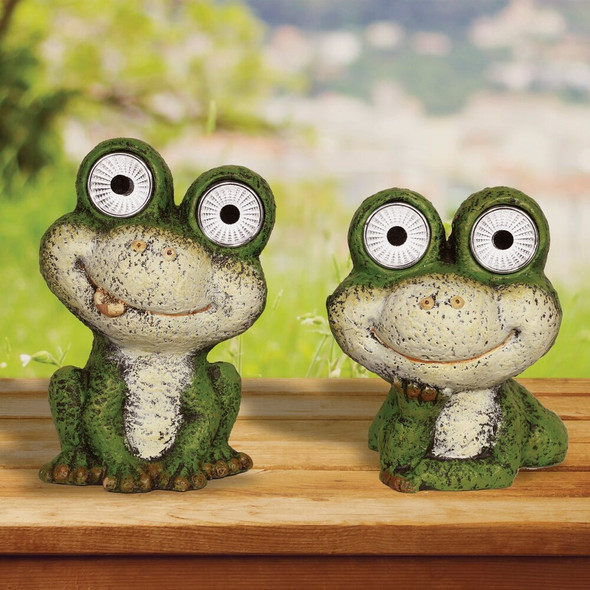 Alpine 7 In. Solar Green Frog Statue with LED Eyes QWR1012AHH Pack of 4 867579