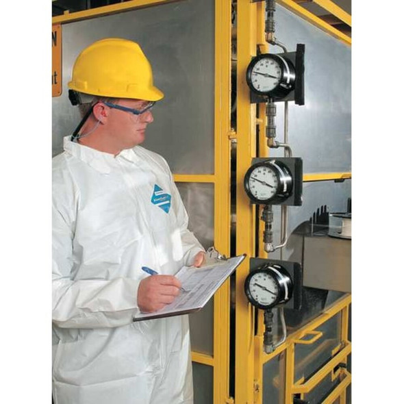 Kleenguard Liquid Particle Protect Coverall ZipFrnt WHT XL 25-Cs 44304