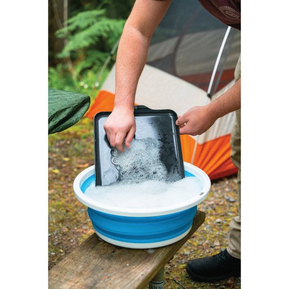 Coghlans 9 L. Blue & White Plastic Collapsible Sink 2082 782770