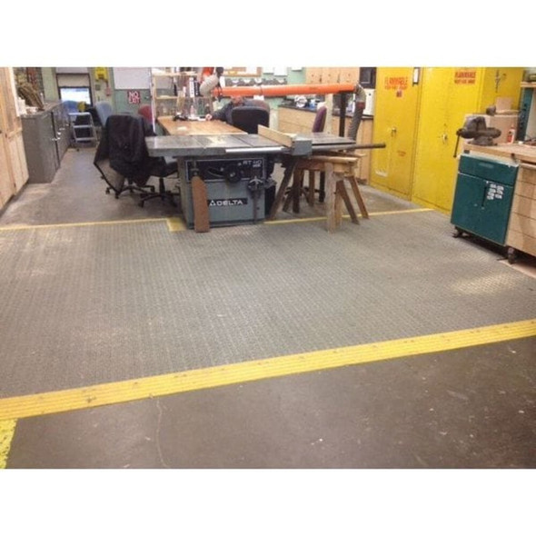 Wearwell Interlocking Antifatigue Mat Tile, 18 in W x 18 in L, Gray 556