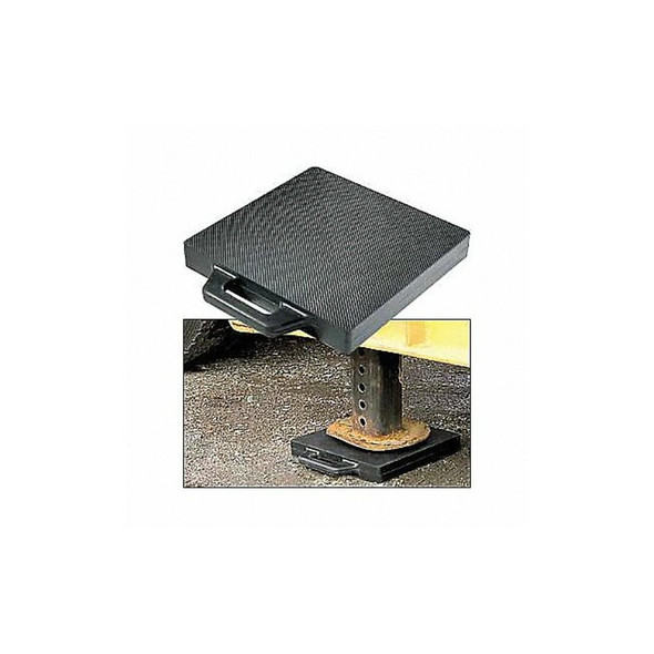Buyers Products Outrigger Pad, 18" W, 18" L, Rubber OP18X18R