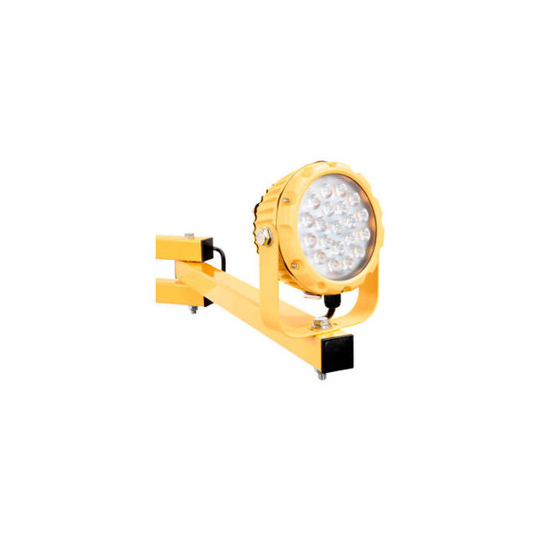 Global Industrial LED Dock Light 40"" Arm 30W 3000 Lumens 5000K On/Off Switch 9'