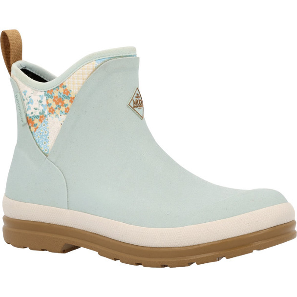 The Muck Boot Company Women's Blue Quilted Floral Original Ankle Boot, Size 6