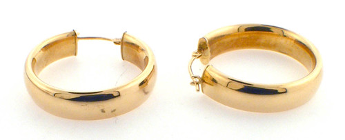 18 karat yellow gold hoop earrings weighing 3.4 grams