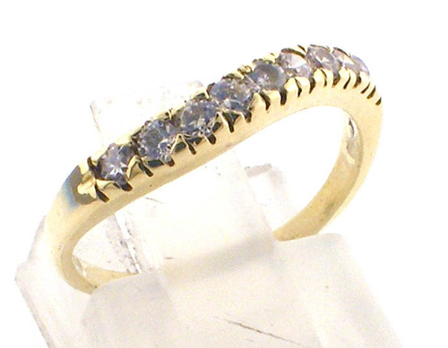 14 karat yellow gold diamond ring weighing 1.7 grams. Finger size 5. Diamonds weigh approx .25ct tw 14 karat yellow gold diamond ring weighing 1.7 grams. Finger size 5. Diamonds weigh approx .25ct tw