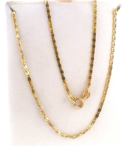 14 karat yellow gold 23 inch snail chain weighing 5.3 grams