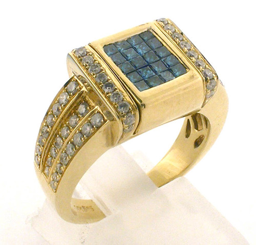 14 karat yellow gold reversible diamond ring weighing 8.0 grams.  Finger size 7.25. Diamonds ~ 1.5ct tw