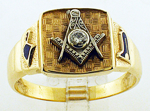 10 karat yellow gold masonic ring weighing 9.5 grams. Finger size 15.  Diamond weigh approx .10ct.