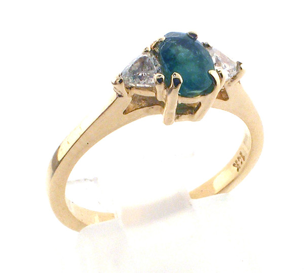 14 karat yellow gold emerald and diamond ring weighing 2.4 grams.  D~.20ct tw. sz 5.5