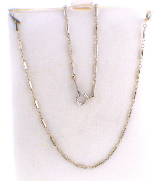 14 karat white gold 19 inch link chain weighing 2.7 grams
