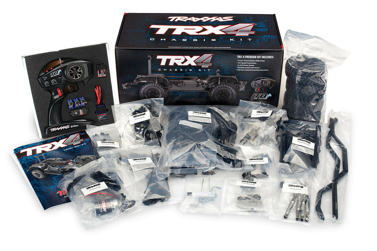 トラクサス　1/10　TRX4　スポーツ　RTR クローラー TRA82044-4-RED