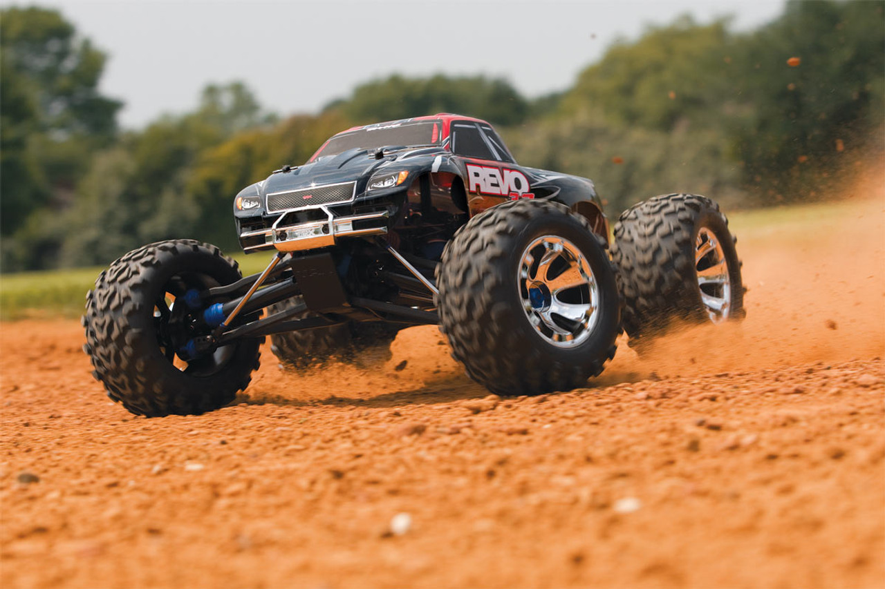 トラクサス　REVO3.3 　GP 　新品 Traxxas Revo 3.3 4WD RTR Nitro Monster Truck w/TQi (Blue